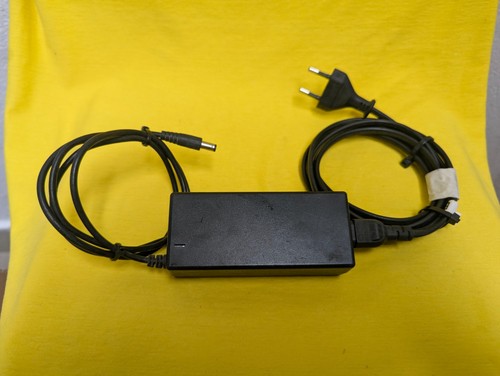Alimentatore 12v 3a 36w - ac/dc,